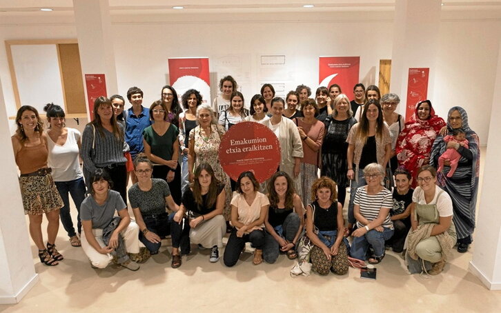 Udal ordezkariak, herrikideak eta abar bildu dituen parte hartze prozesuko bileretako bat.