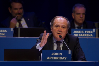 El presidente de la Real, Jokin Aperribay, durante su intervención en la Junta General.