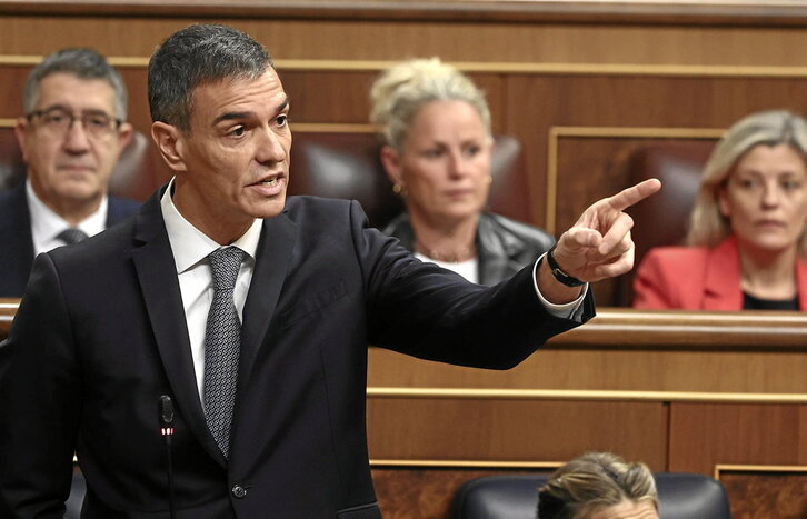 El presidente del Gobierno español, Pedro Sánchez, en una réplica en el Congreso.