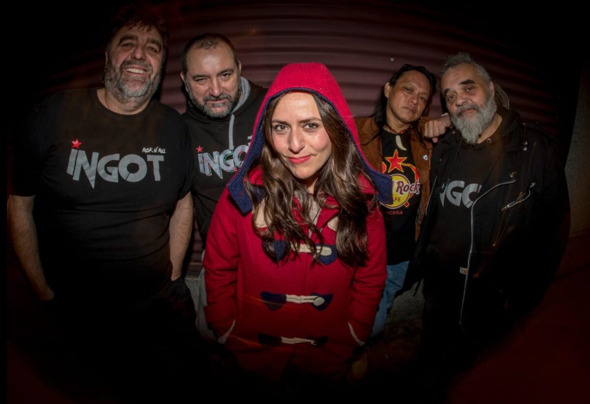 Ingot taldeko kideek ‘Zuegaz’ diskoa aurkeztuko dute.