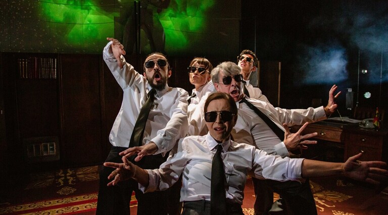 «Esto no es biopic sobre Fraga Iribarne», dice la compañía.