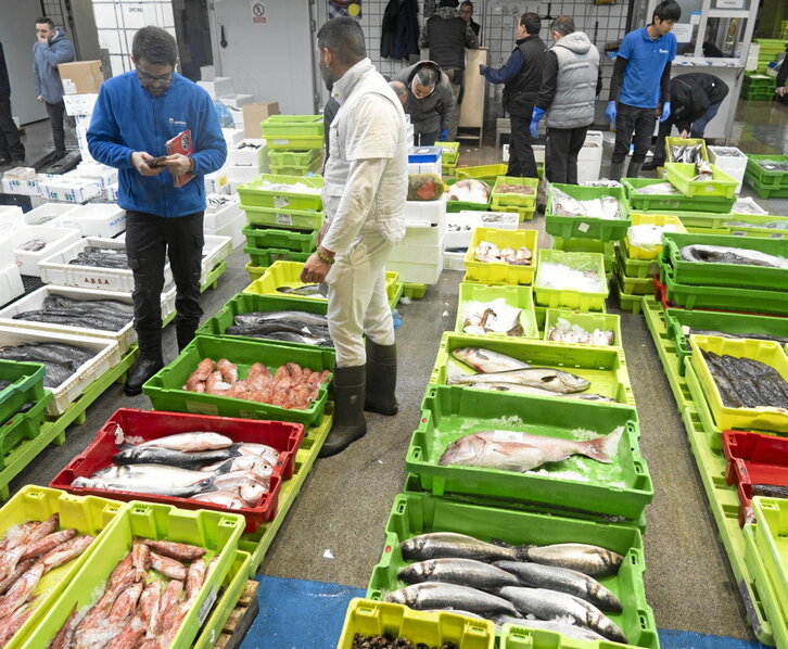 La actividad crece en Mercabilbao con motivo de las fechas navideñas.