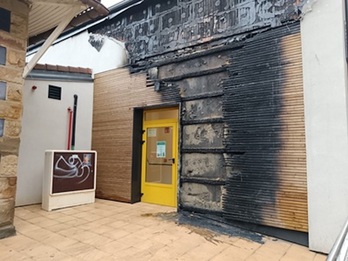 Haurreskolan izandako kalteak agerikoak dira.