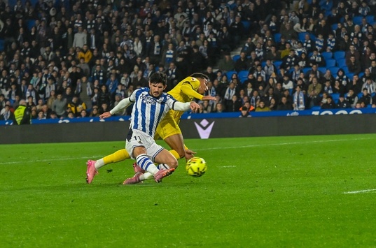 Guedes dispara para anotar el 1-0, nadie imaginaba lo que vendría después.