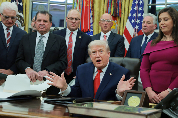 Donald Trump ha recibido en el Despacho Oval al equipo estadounidense de hockey sobre hielo los Juegos Olímpicos de 1980.