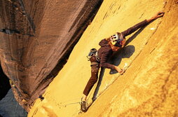 Argazkietan, Sasha DiGiulian, Kapitaineko «Platinum» bidean sinatutako jardueran.