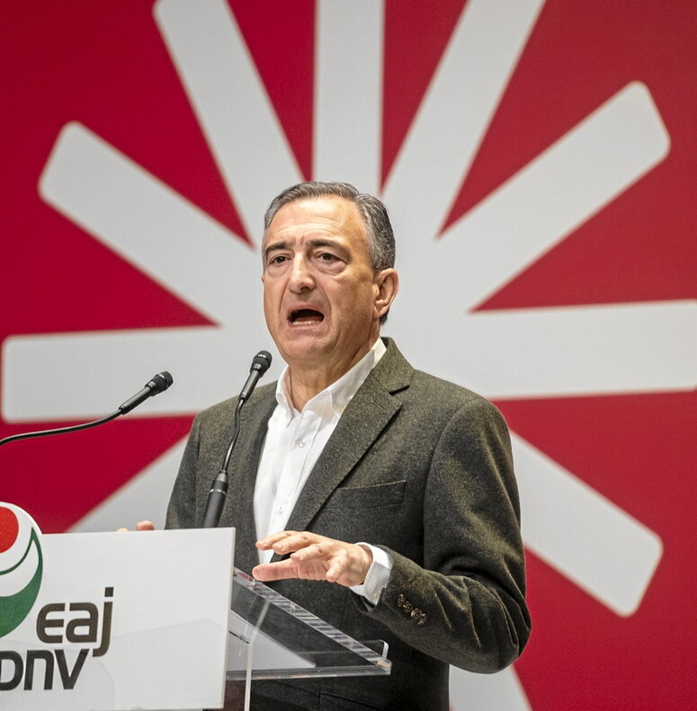 Aitor Esteban cerró ayer la IX Asamblea General del PNV.