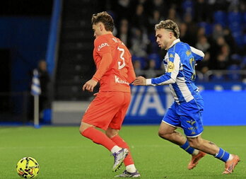 Balda controla en presencia de Mella.