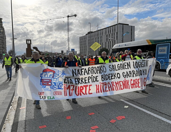 Un momento de la manifestación de transportistas de mercancías de Nafarroa.