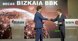 Unai Rementeria eta Xabier Sagredo artxiboko irudi batean.