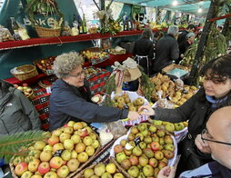 Un total de 117 productores acudirán este domingo al Arenal bilbaino.