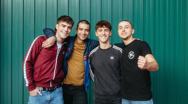 Fito Skins taldeak 'Umiltasuna' disko berria aurkeztuko du zuzenean.