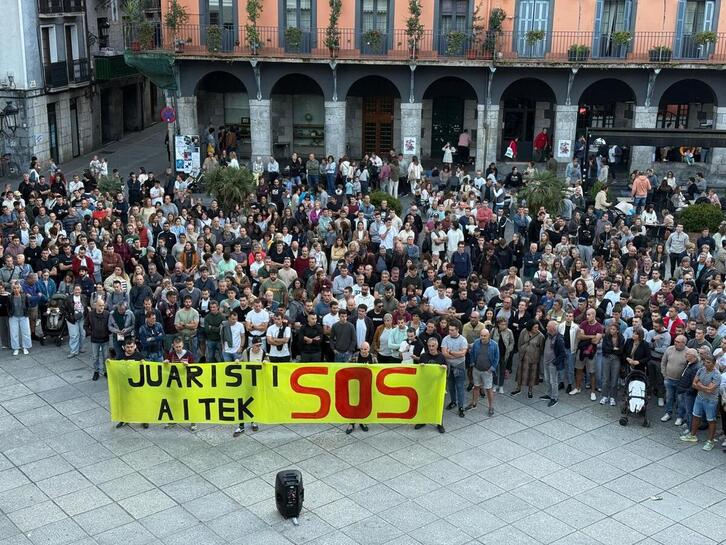 Juaristi eta Aitek enpresen langileek Azkoitian irailean egin zuten protesta.