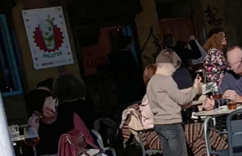 El local del muelle de Donostia denunciado por la asociación de vecinos.