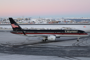 El avión del hijo del presidente de EEUU, Donald Trump Jr., en Groenlandia el pasado enero.