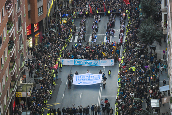Aurtengo urtarrilean Sarek eginiko manifestazioa, 'Behin betiko' lelopean. (Artxiboko irudia)