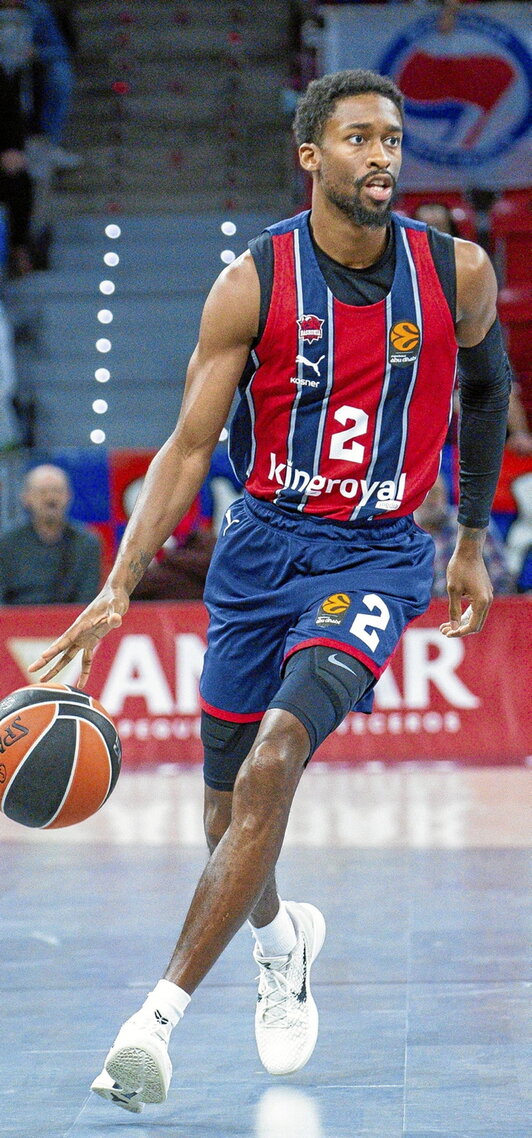 Kobi Simmons seguirá hasta final de campaña.