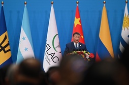 El preisdente chino Xi Jinping durante una cumbre con la CELAC.