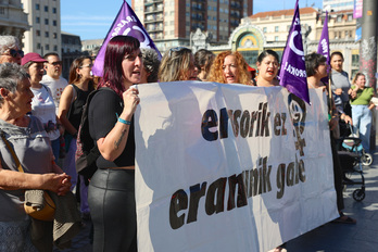 Concetración en Bilbo contra una agresión machista.