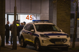 Agentes de la Policía Municipal de Pasaia en el lugar de los hechos el 30 de noviembre de 2024.