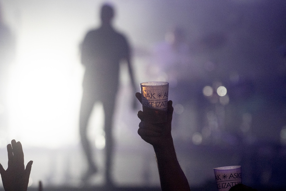 Euskal Herri askea aldarrikatzen du Askek.