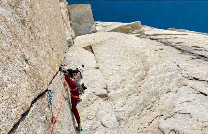 Hirukote gazteak lan ederra egin du Fitz Royko "Royal flush" bide historikoan.
