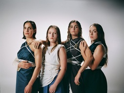 Alaitz, Garazi, Irati eta Leire, Neomak taldearen bizkar hezurra