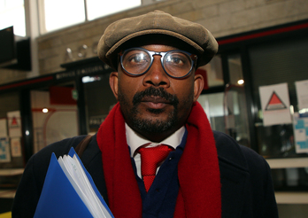 Karfa Diallo est le fondateur de l’association Mémoires et Partages