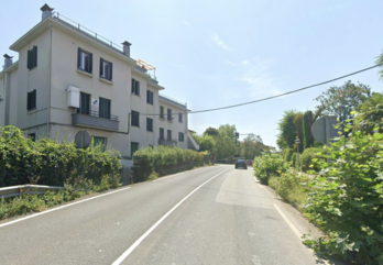 La GI-2132 a su paso por Hernani.