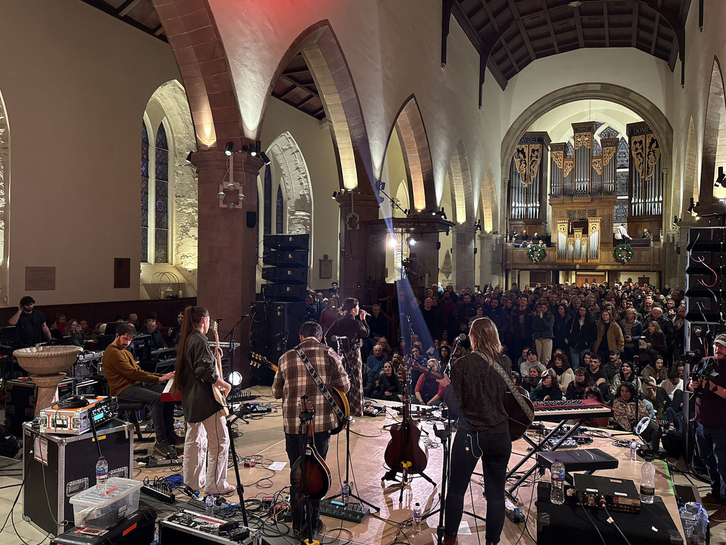 Olaia Inziarteren kontzertua Greyfriarsko elizan.
