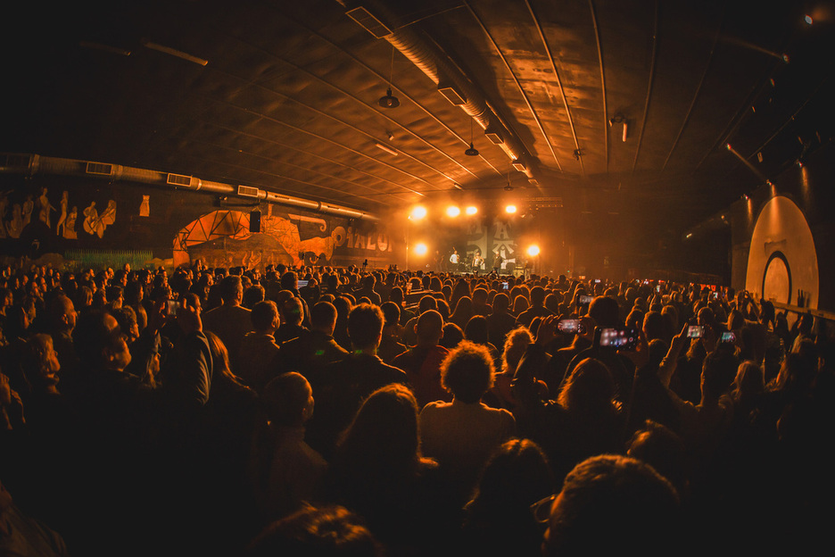 Oialume dantzalekua, leporaino. Oialume dantzalekua, leporaino.