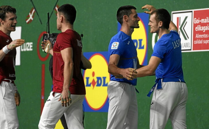 Gero eta ohikoagoa da Laso eta Albisu elkar pozarren besarkatzen ikustea, garaipen berri bat pilatu ondoren.