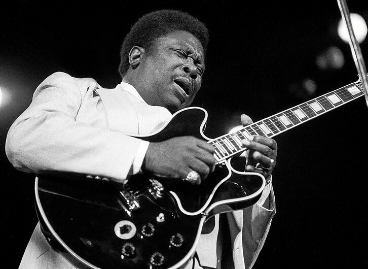 B.B. King, tocando en Illinois en 1980. Paul Natkin | Getty Images