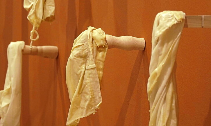 La cera como protagonista en «Argizari galdua / A la cera perdida / À cire perdue», título de una exposición que se puede ver en La Ciudadela de Iruñea (en la imagen) y en Le Bel Ordinaire, en Billère.