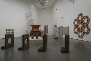 ‘Lurraren arteak’ erakusketa