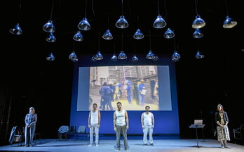 18/98 auzia, taula gainean. Dokumentaletik asko du lanak.