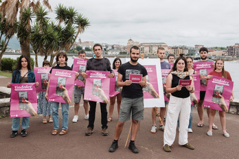 Gazte Euskaltzaleon Sareak eta Euskal Herrian Euskarazek TindEHEr proiektua aurkeztuko zuten, 2025ko uztailaren 3an, Hendaian..