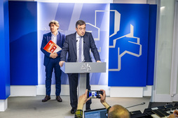 Los máximos líderes de PNV y PSE presentaron personalmente la proposición de ley.