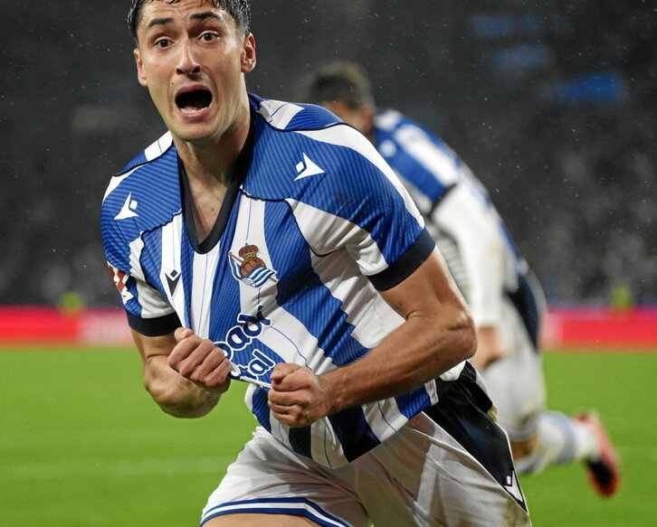 Gorrotxategi vuelve a la lista, pero no está claro que vaya a ser titular.