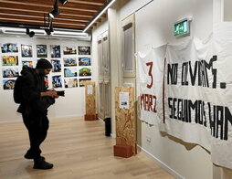 Izaskun Arrue Kulturgunean ikusgai dago erakusketa.