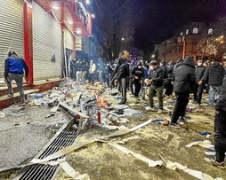 Calle bloqueada en Teherán.