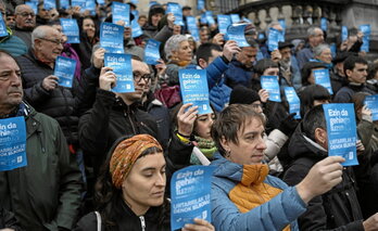 Bilboko Udaletxean amaituko da mobilizazioa; bertatik deia egin zuten dozenaka lagunek aurreko larunbatean.