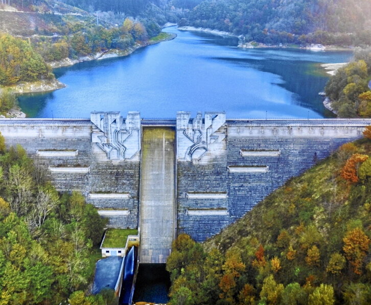Fotografía de la presa de Arriaran.