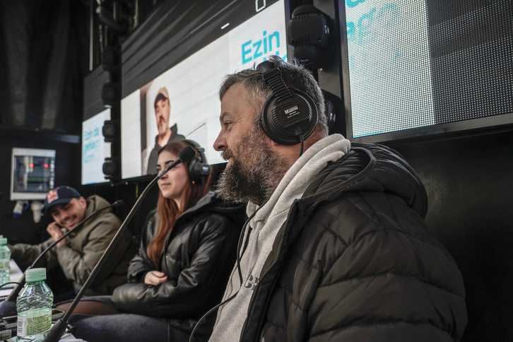 Iraia Cambrak eta Iker Gurrutxagak gidatu dute Bilbiko Plazan eginiko saio berezia.