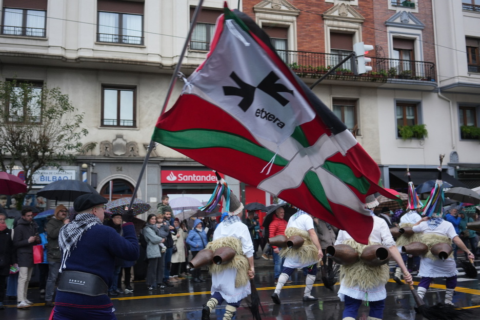 Joaldunak, euripean. Joaldunak, euripean.