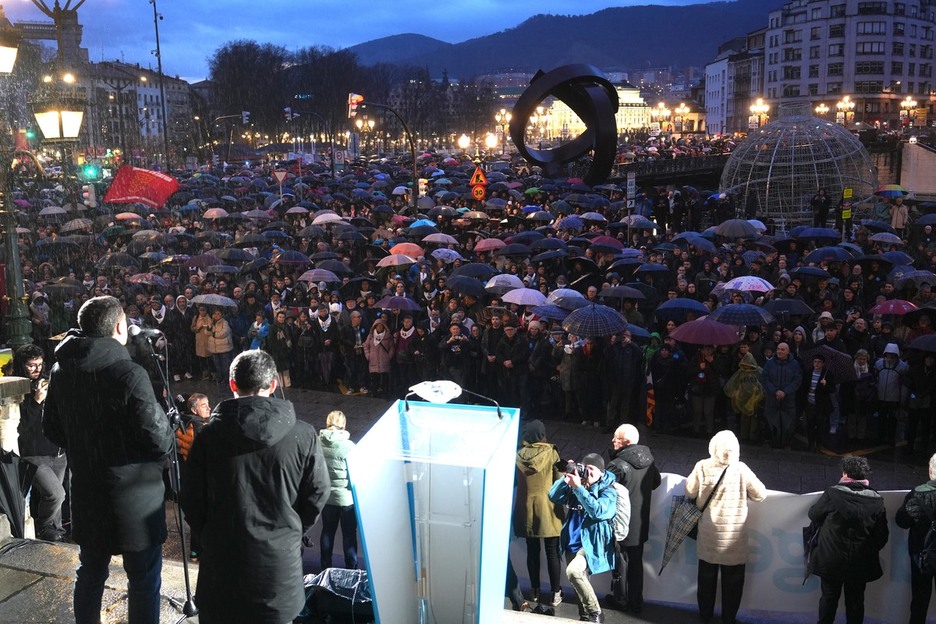 Areatza jendez lepo. Areatza jendez lepo.