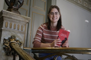 Amaia Gurbindok itzuli du liburua,. 