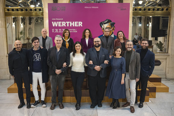 El elenco y el equipo de la ABAO, en la presentación de ‘Werther’.