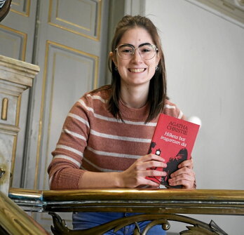 Gurbindok itzuli du Christieren liburua.