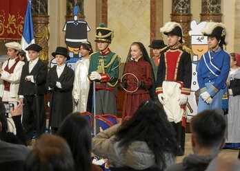 Haur Danborradako pertsonaia nagusiak aurkeztu dituzte.